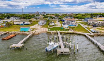 1086 Salter Path Rd, Salter Path, NC 28512