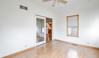 118 Chapel Dr, Andover, KS 67002