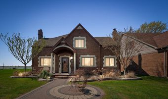 8115 Colony Dr, Algonac, MI 48001