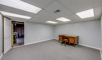 421 Country Club Dr, Batesville, IN 47006