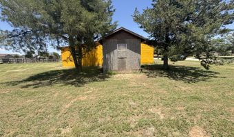 115 Duggan Ave, Anton, TX 79313
