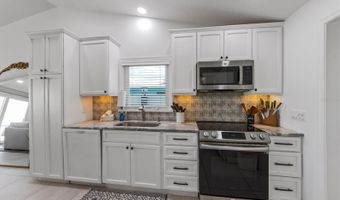 308 S BAY Blvd, Anna Maria, FL 34216