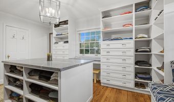2 BELLEMORE Rd, Baltimore, MD 21210