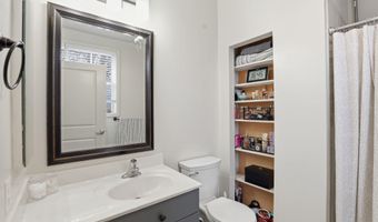 181 E REED Ave 304, Alexandria, VA 22305