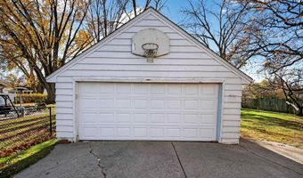 813 E GRANT St, Appleton, WI 54911