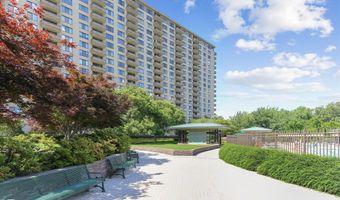 5225 POOKS HILL Rd 1701N, Bethesda, MD 20814