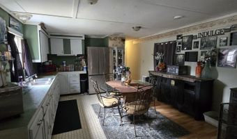 94 Sunset Cir, Campton, NH 03223