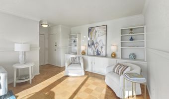 401 N ARMISTEAD St 504, Alexandria, VA 22312