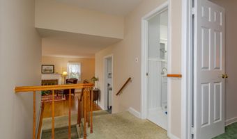 7 Harbor View Dr, Atlantic Highlands, NJ 07716