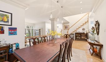 5803 MADAKET Rd, Bethesda, MD 20816