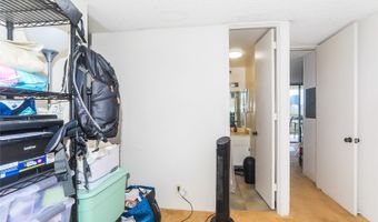 2916 Date St 6F, Honolulu, HI 96816