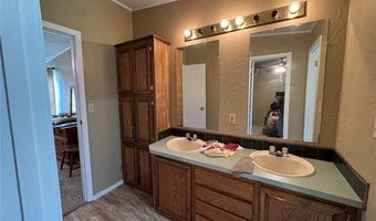 758 S Buffalo Rd, McAlester, OK 74501