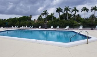 3401 N Country Club Dr 211, Aventura, FL 33180