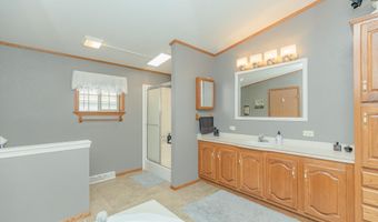 1301 Wood Duck Rd, Arnolds Park, IA 51331