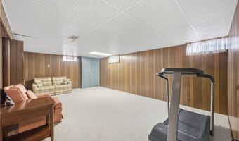 209 S Beverly Ave, Austintown, OH 44515