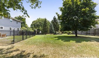 745 Adaway Ave SE, Ada, MI 49301