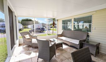 1201 Chipewa Dr, Barefoot Bay, FL 32976