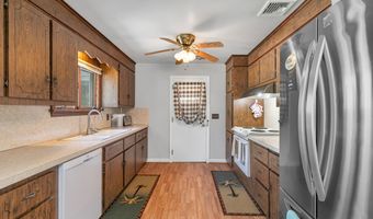 24 N Coe Ln, Ansonia, CT 06401