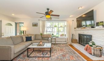 18 Hillcrest Ter, Bayonne, NJ 07035