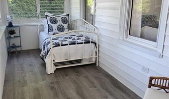 114 Rodman St, Narragansett, RI 02882