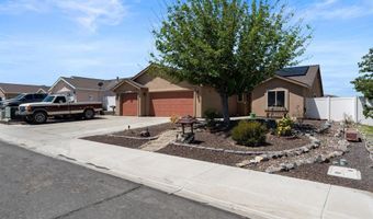 1476 Grey Bluffs Dr, Fernley, NV 89408