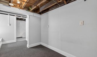 826 CEDARCROFT Rd, Baltimore, MD 21212