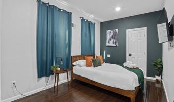 84 W 3rd St, Bayonne, NJ 07002