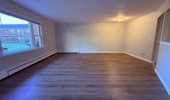 1119 E ALGONQUIN Rd 2, Arlington Heights, IL 60005