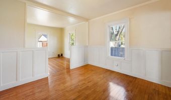 550 Ohio St, Bangor, ME 04401