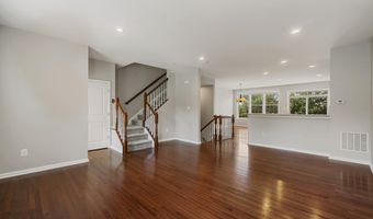 860 NANCY LYNN Ln, Arnold, MD 21012