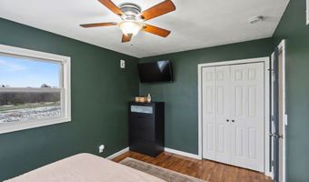 72 E 1600 Rd, Baldwin City, KS 66006