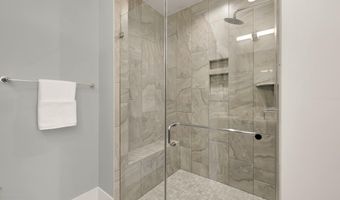 153 WINSOME Cir, Bethesda, MD 20814