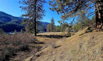 618 Quail Dr, Ahsahka, ID 83520