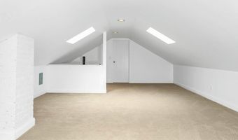 304 Valley Rd, Cos Cob, CT 06807