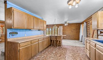 11597 Corp Ranch Rd, Ashland, OR 97520