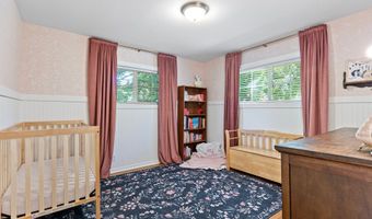 38149 MCKENZIE Hwy, Springfield, OR 97478