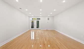 610 NEWTON Pl NW 4, Washington, DC 20010
