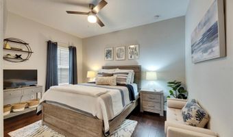 624 WINTERSIDE Dr, Apollo Beach, FL 33572