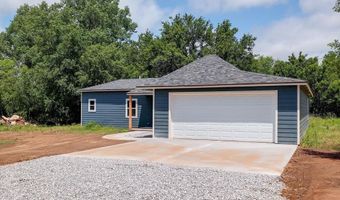 2118 W Radio Ln, Arkansas City, KS 67005
