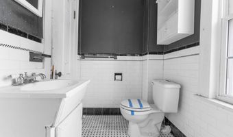 19 Elm St, Ansonia, CT 06401