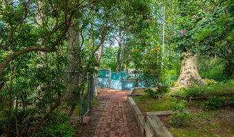 160 Pelican Rd, Middletown, NJ 07748