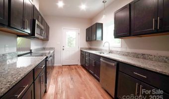 7 Berry Crest Ln, Arden, NC 28704