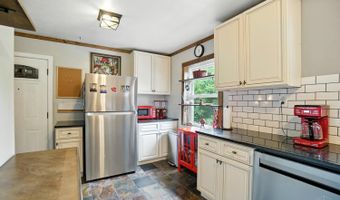 3569 Sandal Ln, Cincinnati, OH 45248
