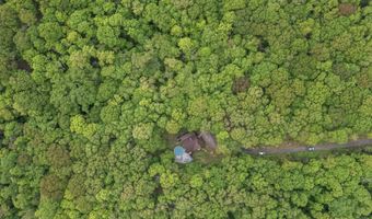 27 Whippoorwill Ln, Bethany, CT 06524