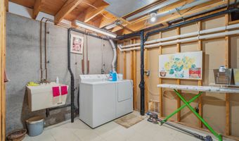 847 E WINDFIELD Pl, Appleton, WI 54911