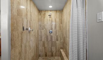 590 Alosta Dr, Camarillo, CA 93010