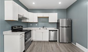 1318 Duss Ave, Ambridge, PA 15003