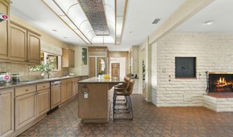 230 Avocado Pl, Camarillo, CA 93010