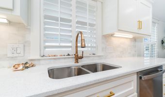 508 Ocean Ridge Dr, Atlantic Beach, NC 28512