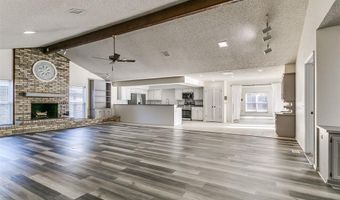 3104 N Pinecrest Dr, Bethany, OK 73008